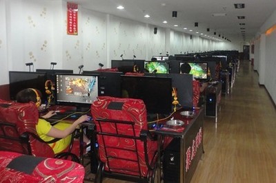 技嘉B75超耐久主板熱賣 西北首家7系列網吧誕生