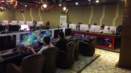 迪摩F系列產品——網咖升級吃雞設備的首選外設